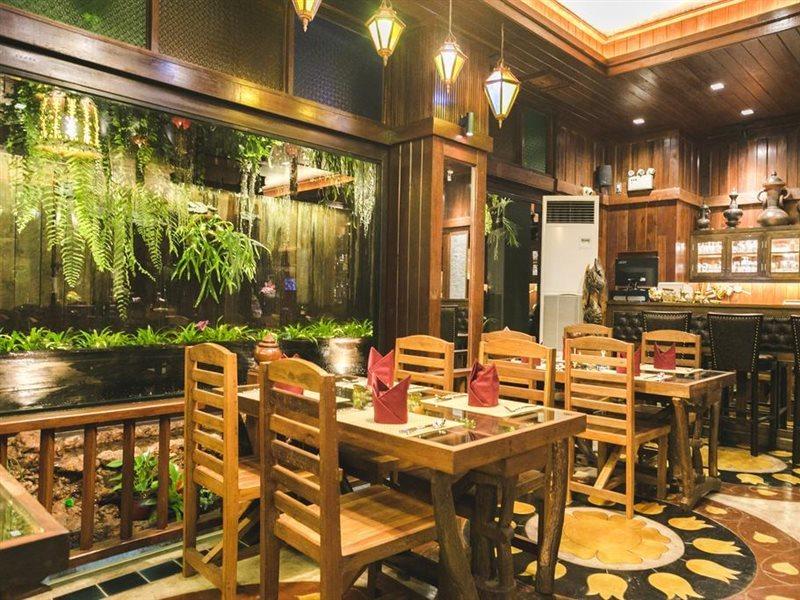 น้ำต้น บูทิค โฮเต็ล Hotel เชียงใหม่ ภายนอก รูปภาพ