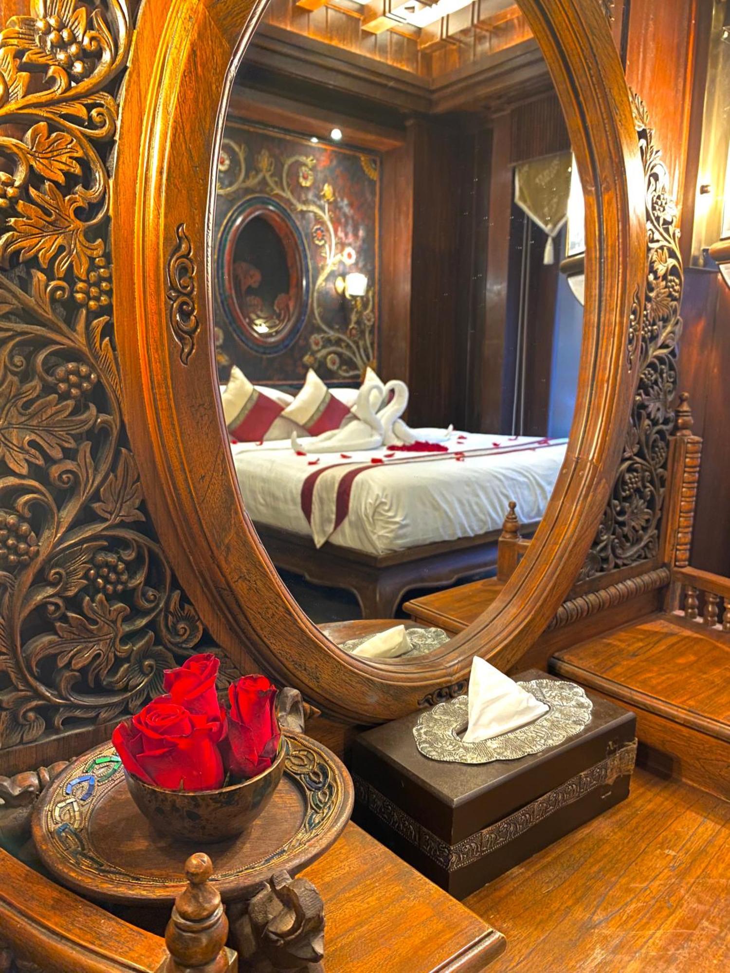 น้ำต้น บูทิค โฮเต็ล Hotel เชียงใหม่ ภายนอก รูปภาพ