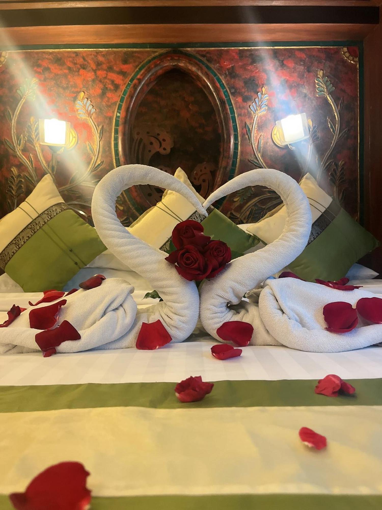 น้ำต้น บูทิค โฮเต็ล Hotel เชียงใหม่ ภายนอก รูปภาพ