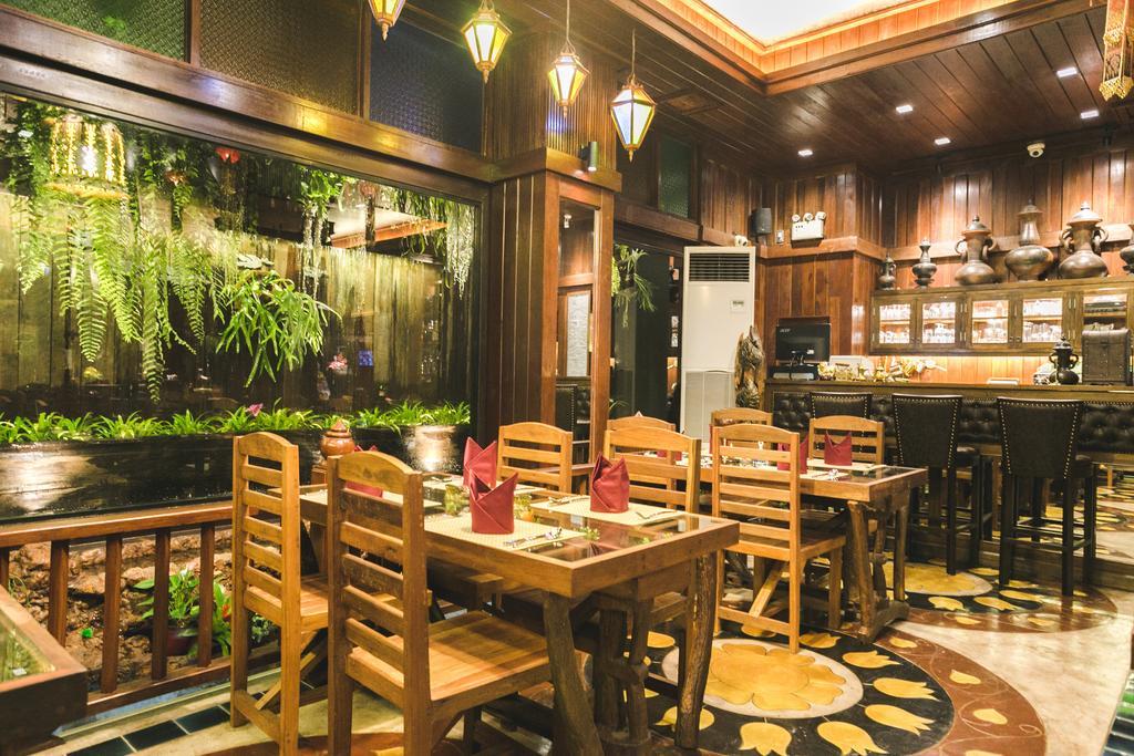 น้ำต้น บูทิค โฮเต็ล Hotel เชียงใหม่ ภายนอก รูปภาพ