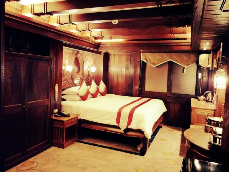 น้ำต้น บูทิค โฮเต็ล Hotel เชียงใหม่ ภายนอก รูปภาพ