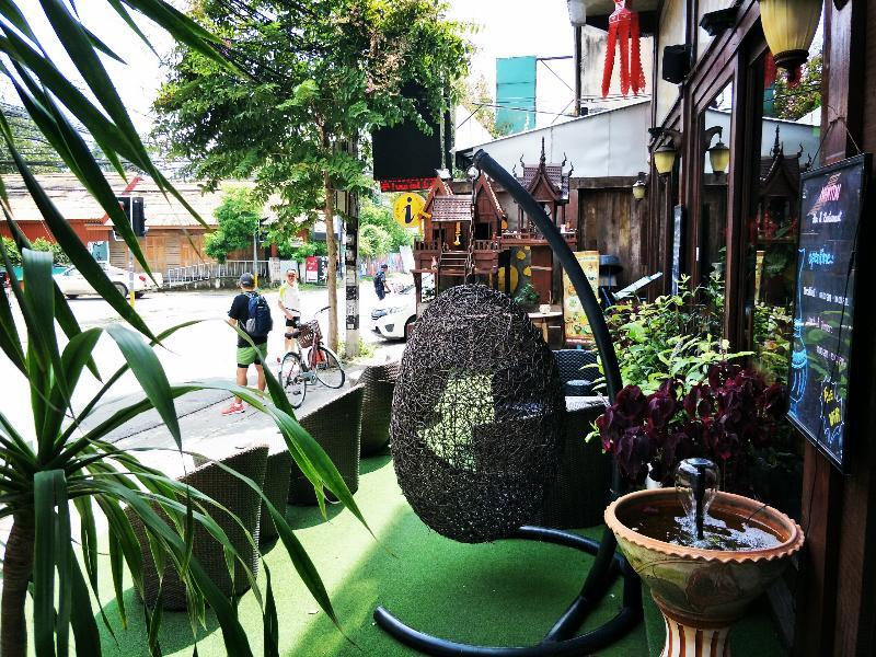 น้ำต้น บูทิค โฮเต็ล Hotel เชียงใหม่ ภายนอก รูปภาพ